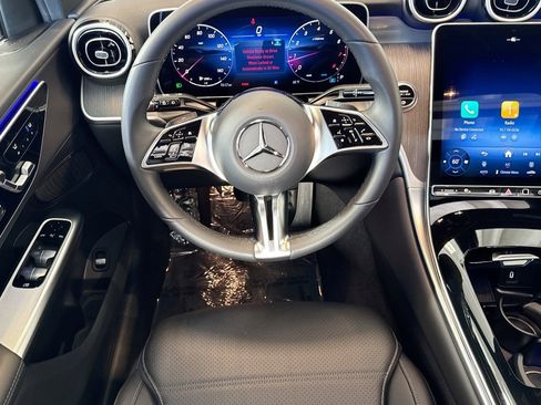 Certified 2026 Mercedes-Benz GLC 300 image 21