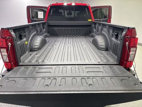 Used 2022 Ford F250 Lariat w/ Camper Package image 27