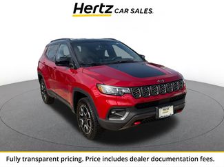Used 2025 Jeep Compass Trailhawk AWD/4WD video 1