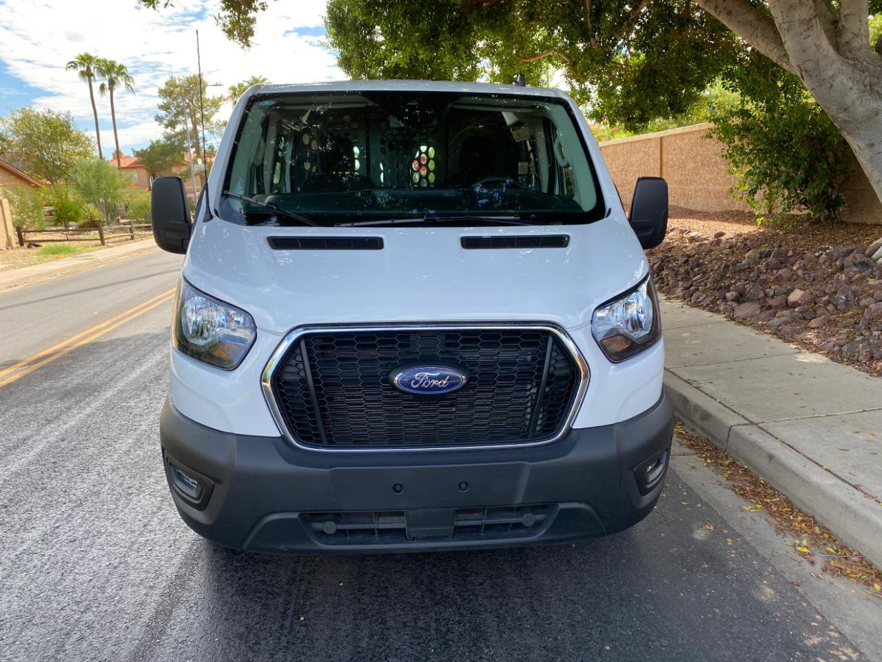 Used 2025 Ford Transit 250 Low Roof w/ Exterior Upgrade Package RWD image 3