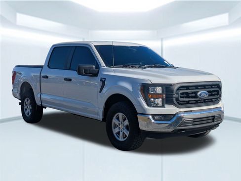 Used 2023 Ford F150 XL w/ Trailer Tow Package image 8