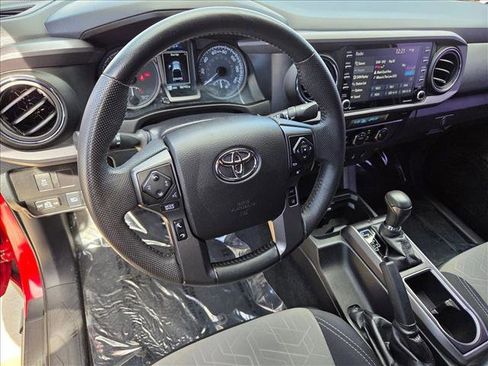 Used 2021 Toyota Tacoma TRD Off-Road w/ Technology Package image 10