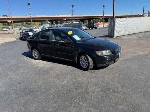Used 2005 Volvo S40 2.4i FWD image 42