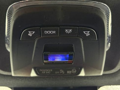 Used 2023 Toyota Corolla SE FWD image 23