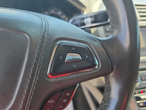 Used 2019 Lincoln MKZ Reserve w/ Luxury Package AWD/4WD image 17