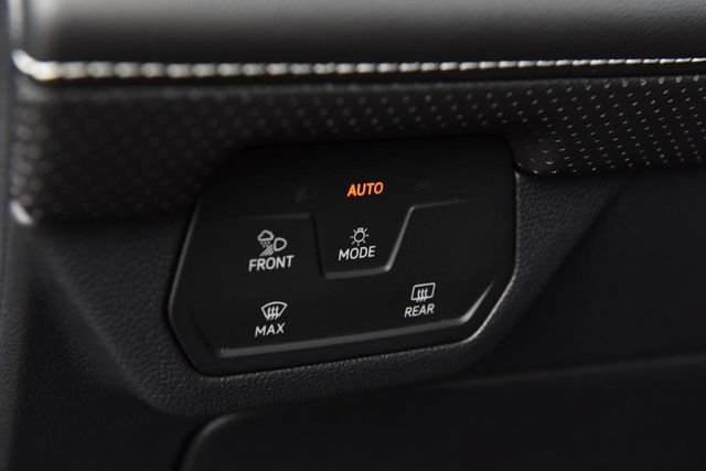 New 2026 Volkswagen Atlas Cross Sport SE AWD/4WD image 10