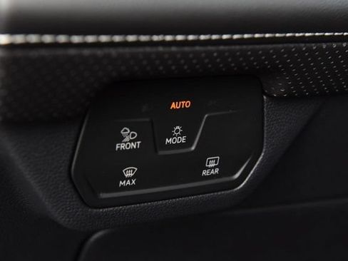 New 2026 Volkswagen Atlas Cross Sport SE AWD/4WD image 10