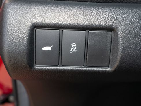 Certified 2025 Honda Pilot Touring image 33