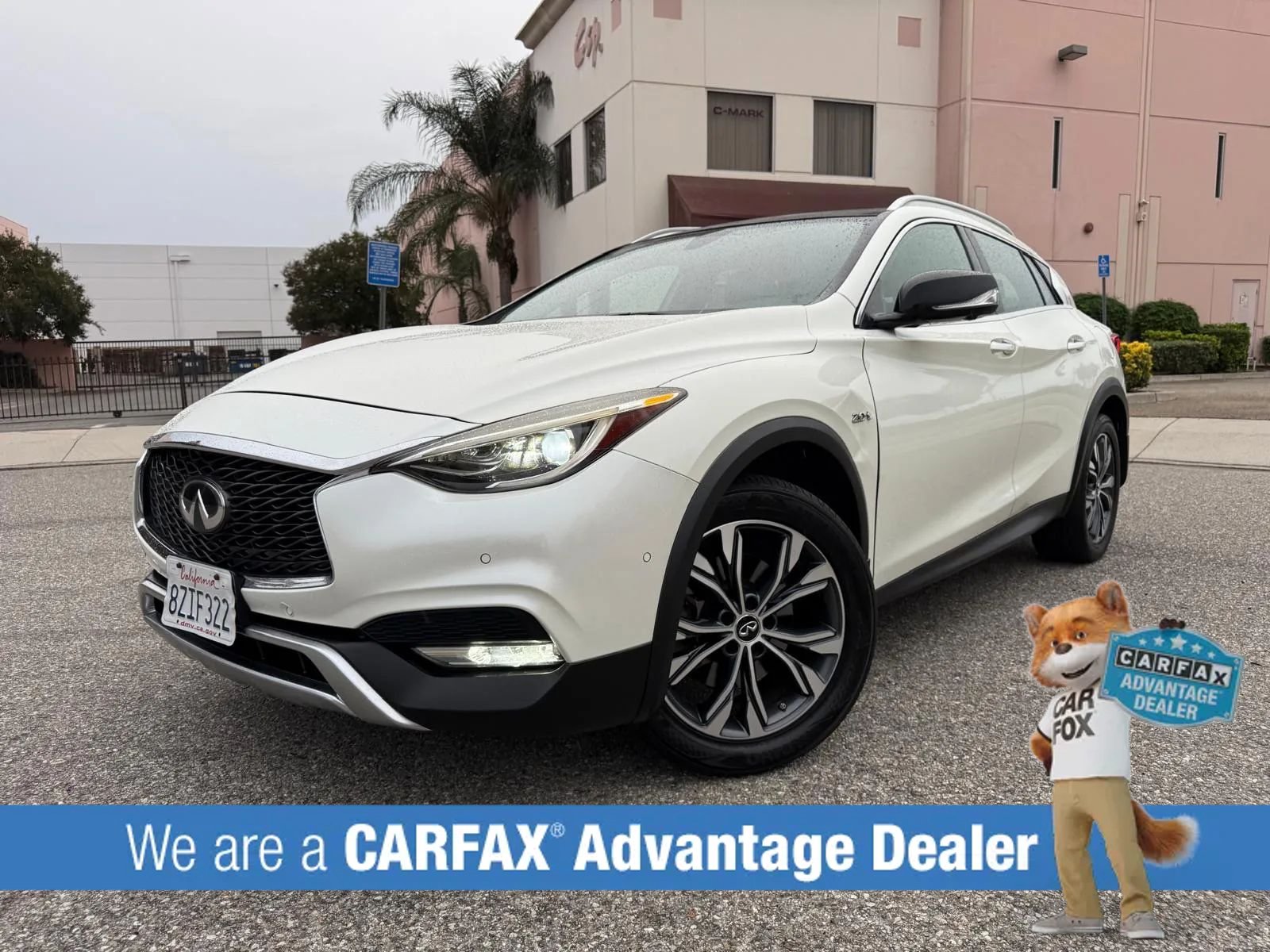 Used 2018 INFINITI QX30 AWD w/ Cargo Package image 3