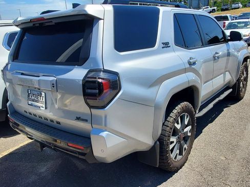 Used 2025 Toyota 4Runner TRD Sport Premium AWD/4WD image 9