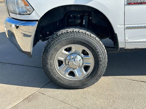 Used 2015 RAM 2500 SLT image 3