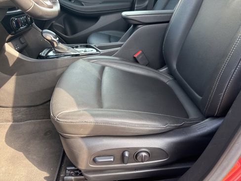 Used 2024 Buick Encore GX Sport Touring w/ Comfort Package image 26