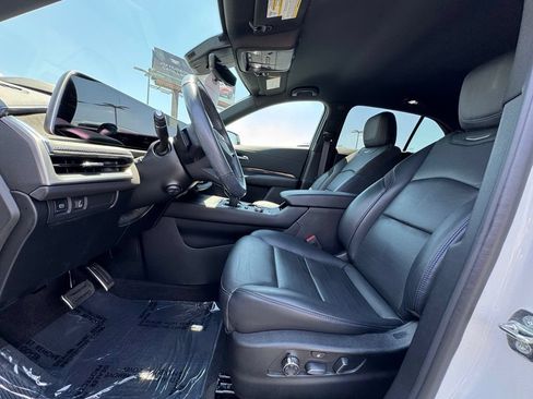 Used 2024 Cadillac XT4 Sport FWD image 23