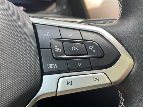 Used 2026 Volkswagen Atlas SE w/ Panoramic Sunroof Package FWD image 24