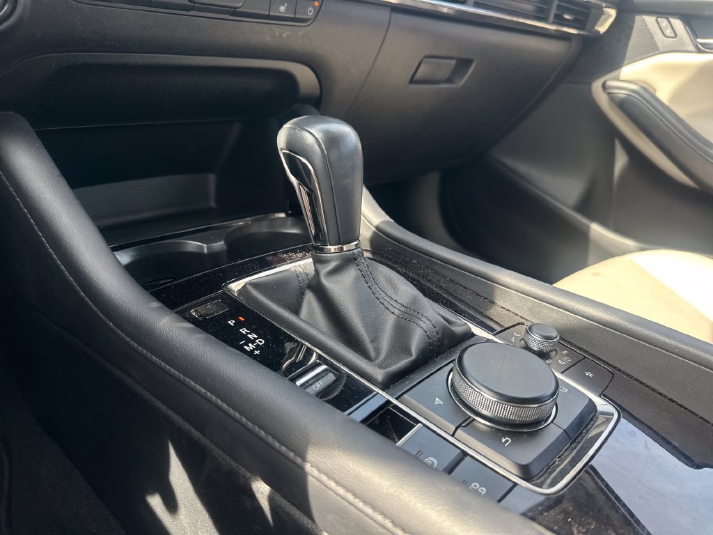 Used 2025 MAZDA MAZDA3 s FWD image 48