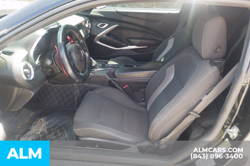 Used 2021 Chevrolet Camaro LT RWD image 6
