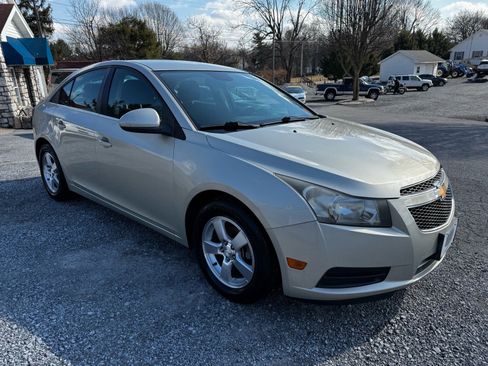 Used 2014 Chevrolet Cruze LT image 3