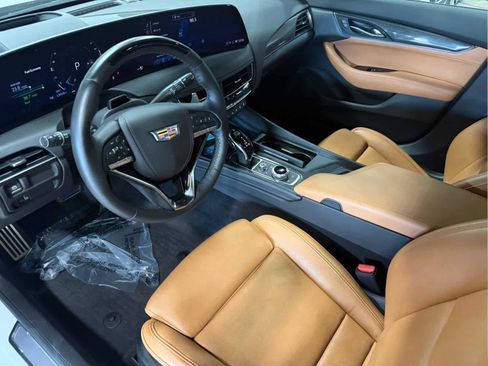 Used 2025 Cadillac CT5 Premium Luxury w/ Platinum Package image 10