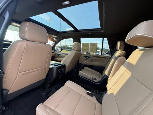 Used 2023 Chevrolet Tahoe Premier RWD image 23