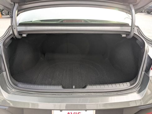 Used 2025 Hyundai Elantra SEL FWD image 26