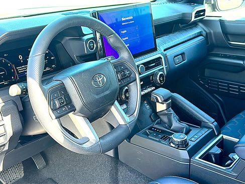 Used 2026 Toyota 4Runner Platinum AWD/4WD image 12