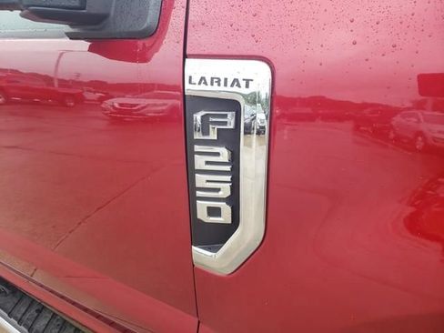 Used 2019 Ford F250 Lariat w/ Lariat Value Package AWD/4WD image 23