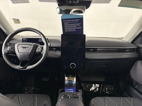 Certified 2024 Ford Mustang Mach-E Select image 27