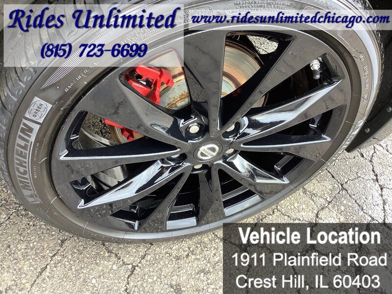Used 2017 Nissan Maxima SR w/ Midnight Edition FWD image 38