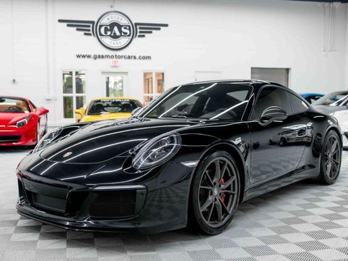 Used 2018 Porsche 911 Carrera T RWD image 3