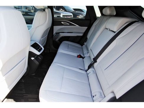 New 2026 Cadillac Lyriq Premium Luxury image 7