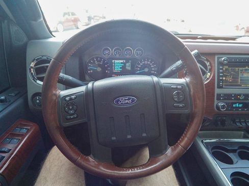 Used 2012 Ford F250 King Ranch w/ King Ranch w/Chrome Pkg AWD/4WD image 24