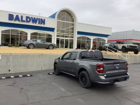 New 2026 Ford Maverick Lobo image 5