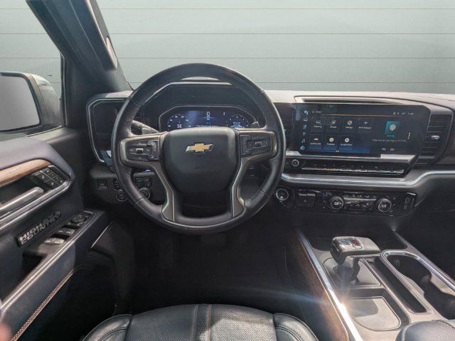 Used 2023 Chevrolet Silverado 1500 High Country w/ Technology Package AWD/4WD image 14