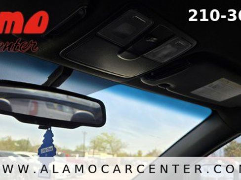 Used 2016 Hyundai Veloster Turbo image 35