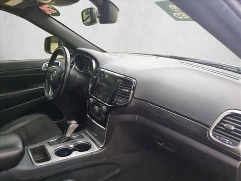 Used 2020 Jeep Grand Cherokee Altitude AWD/4WD image 21
