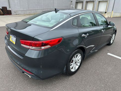 Used 2016 Kia Optima LX FWD image 6