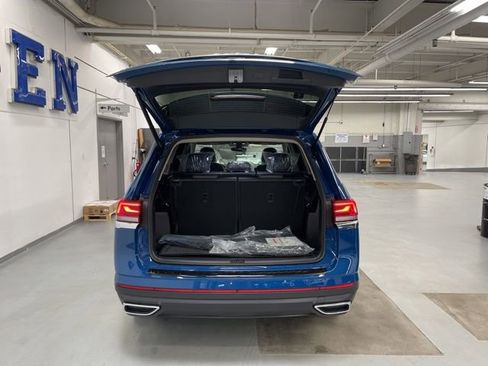 New 2026 Volkswagen Atlas SE image 10