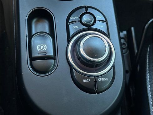Used 2022 MINI Cooper SE FWD image 16