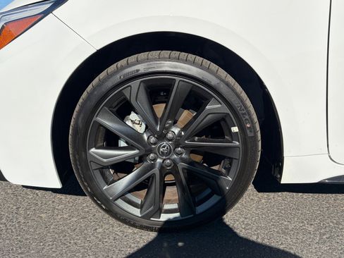 Used 2025 Toyota Corolla SE image 10