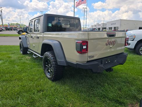 Used 2020 Jeep Gladiator Mojave w/ LED Lighting Group AWD/4WD image 6