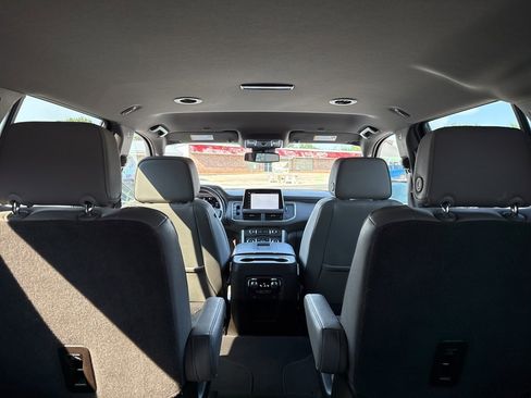 Used 2023 GMC Yukon SLT image 27