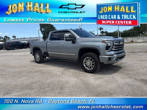 Used 2025 Chevrolet Silverado 2500 High Country w/ High Country Premium Package AWD/4WD image 19