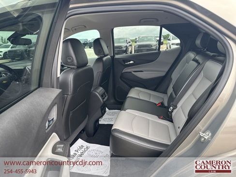 Used 2018 Chevrolet Equinox Premier FWD image 19