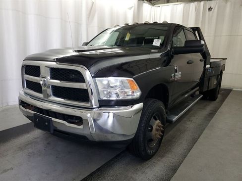 Used 2018 RAM 3500 Tradesman w/ Chrome Appearance Group AWD/4WD image 1