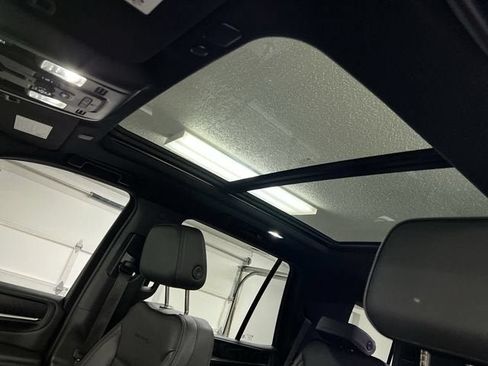 Certified 2022 GMC Yukon Denali AWD/4WD image 19