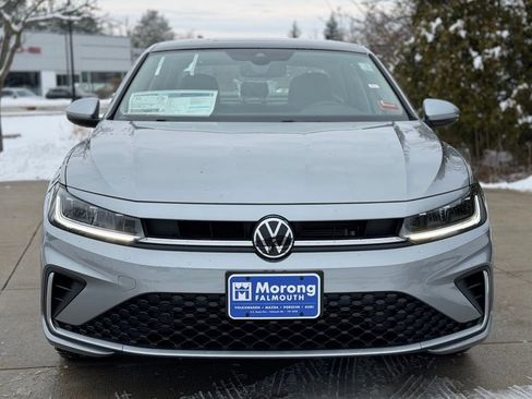 New 2026 Volkswagen Jetta SE image 3