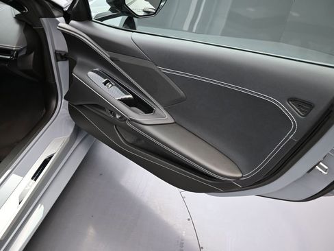 Used 2024 Chevrolet Corvette Stingray Coupe w/ Z51 Performance Package image 11