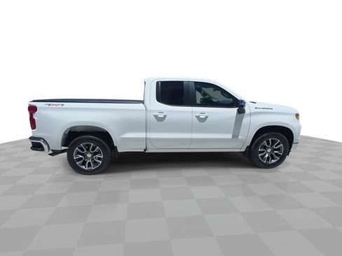 Used 2024 Chevrolet Silverado 1500 LT AWD/4WD image 9