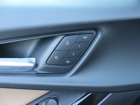 New 2026 Chevrolet Equinox ACTIV image 17