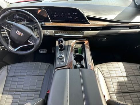 Used 2023 Cadillac Escalade Sport Platinum w/ LPO, ONYX Package AWD/4WD image 22